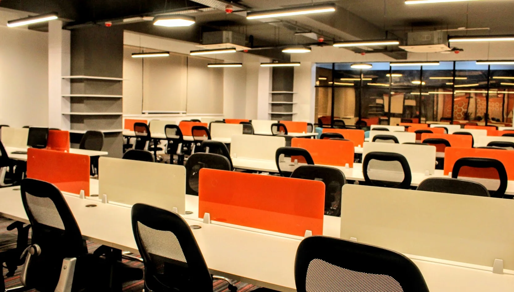 Kohive coworking space Workstation